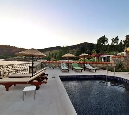 別荘 Denize Sifir Essiz