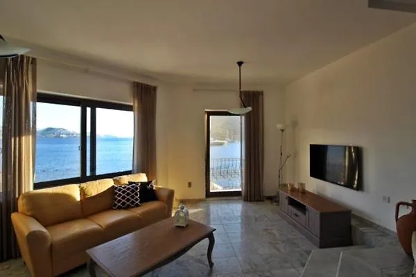 Denize Sifir Essiz Bodrum