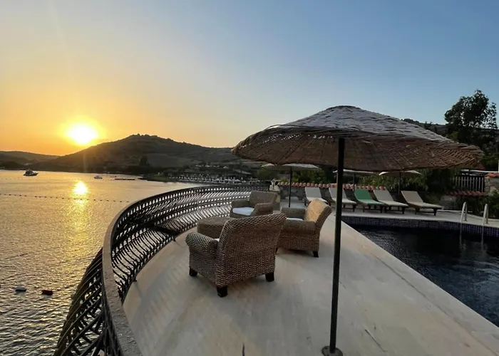 Denize Sifir Essiz Бодрум