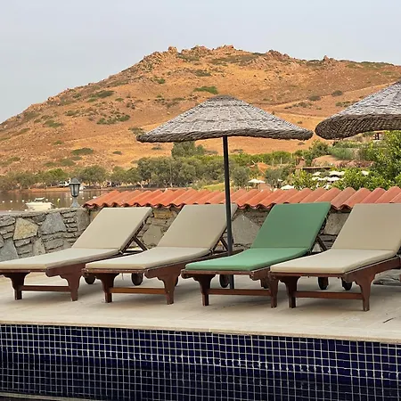 Denize Sıfır Eşsiz Tatil Evi Bodrum