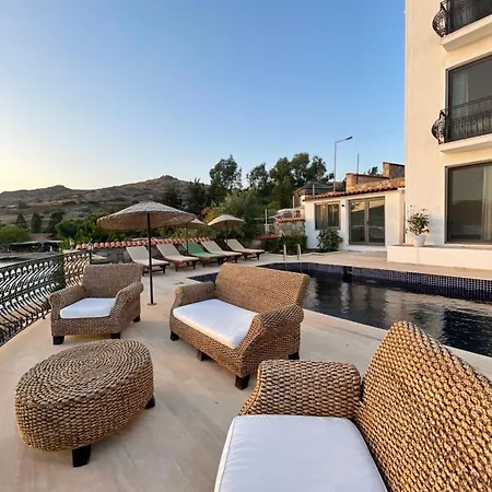 Denize Sıfır Eşsiz Tatil Evi Bodrum