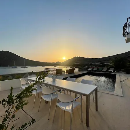 Tatil Evi Denize Sıfır Eşsiz *