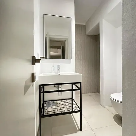 Tatil Evi Denize Sıfır Eşsiz Bodrum