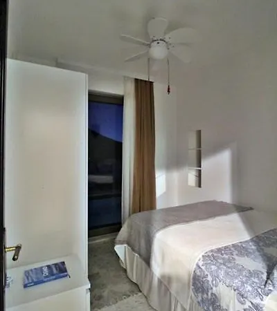 Denize Sıfır Eşsiz Tatil Evi *